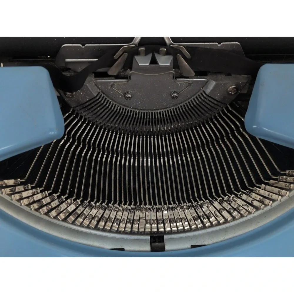 Vintage Brother Charger 11 Portable Typewriter Blue  Made in Japan